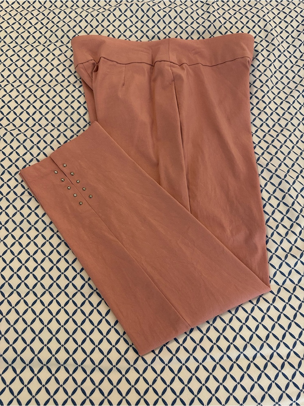 Roz & Ali Pink Cropped Pants with Stud Detail